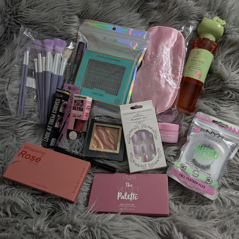 Assorted Beauty and Makeup Set